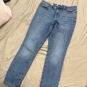 Universal Thread Womens 6 /28 Short Skinny Jeans